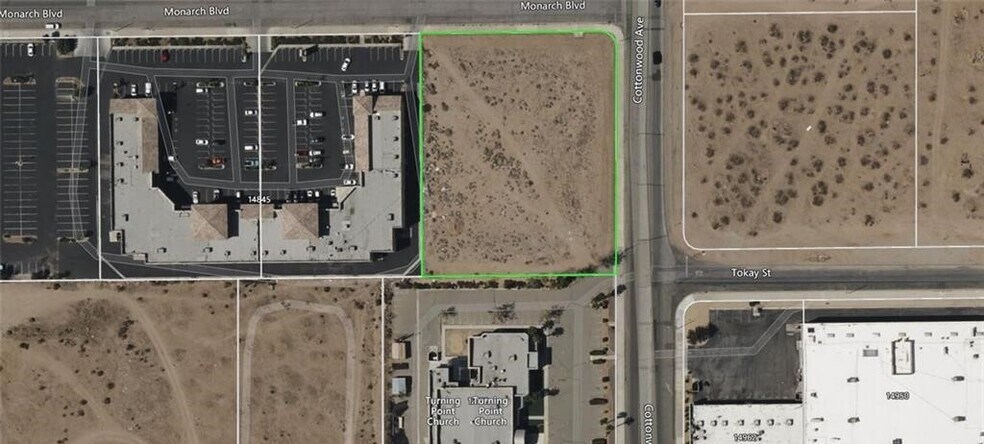 14879 Monarch Boulevard, Victorville, CA à vendre - Photo de l’immeuble – Image 3 sur 3