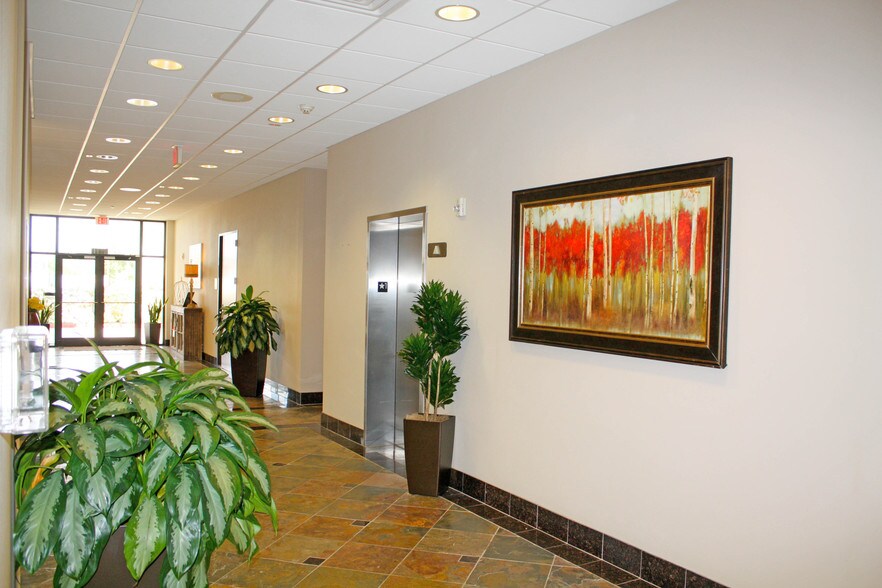 21021 Springbrook Plaza Dr, Spring, TX à louer - Hall d’entrée – Image 3 sur 10