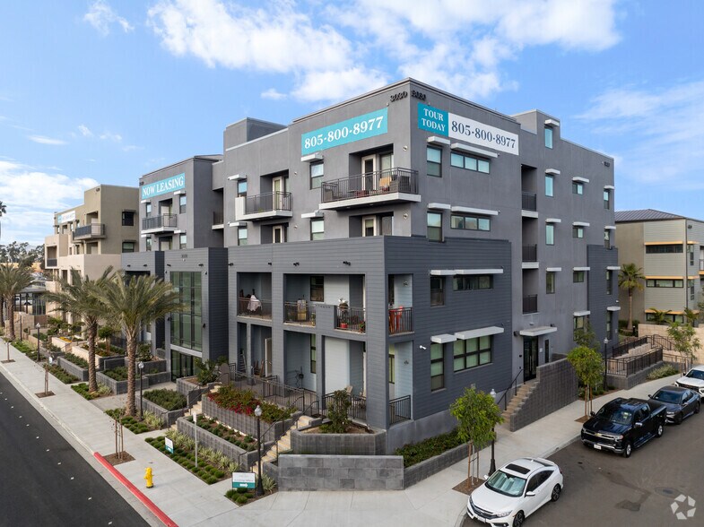 6838-6874 Northbank Dr, Ventura, CA à louer - Photo de l’immeuble – Image 1 sur 45