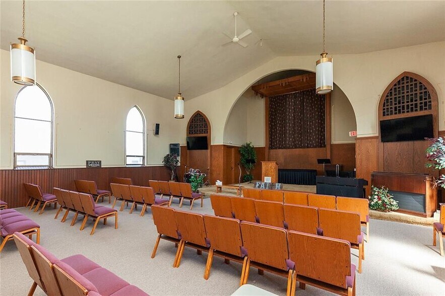 250 4th St, Waukee, IA à louer - Photo intérieure – Image 2 sur 9