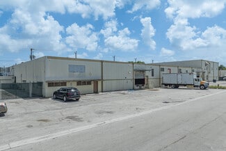 Plus de détails pour 1030-1060 E 30th St, Hialeah, FL - Industriel/Logistique à louer