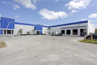 Plus de détails pour 800 NW 65th St, Fort Lauderdale, FL - Local d'activités, Industriel/Logistique à louer