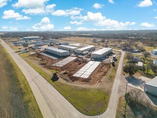 Plus de détails pour 5340 Old Dallas Rd, Elm Mott, TX - Industriel/Logistique à louer