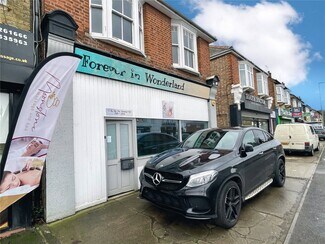 Plus de détails pour 28 Corringham Rd, Stanford Le Hope - Local commercial à louer