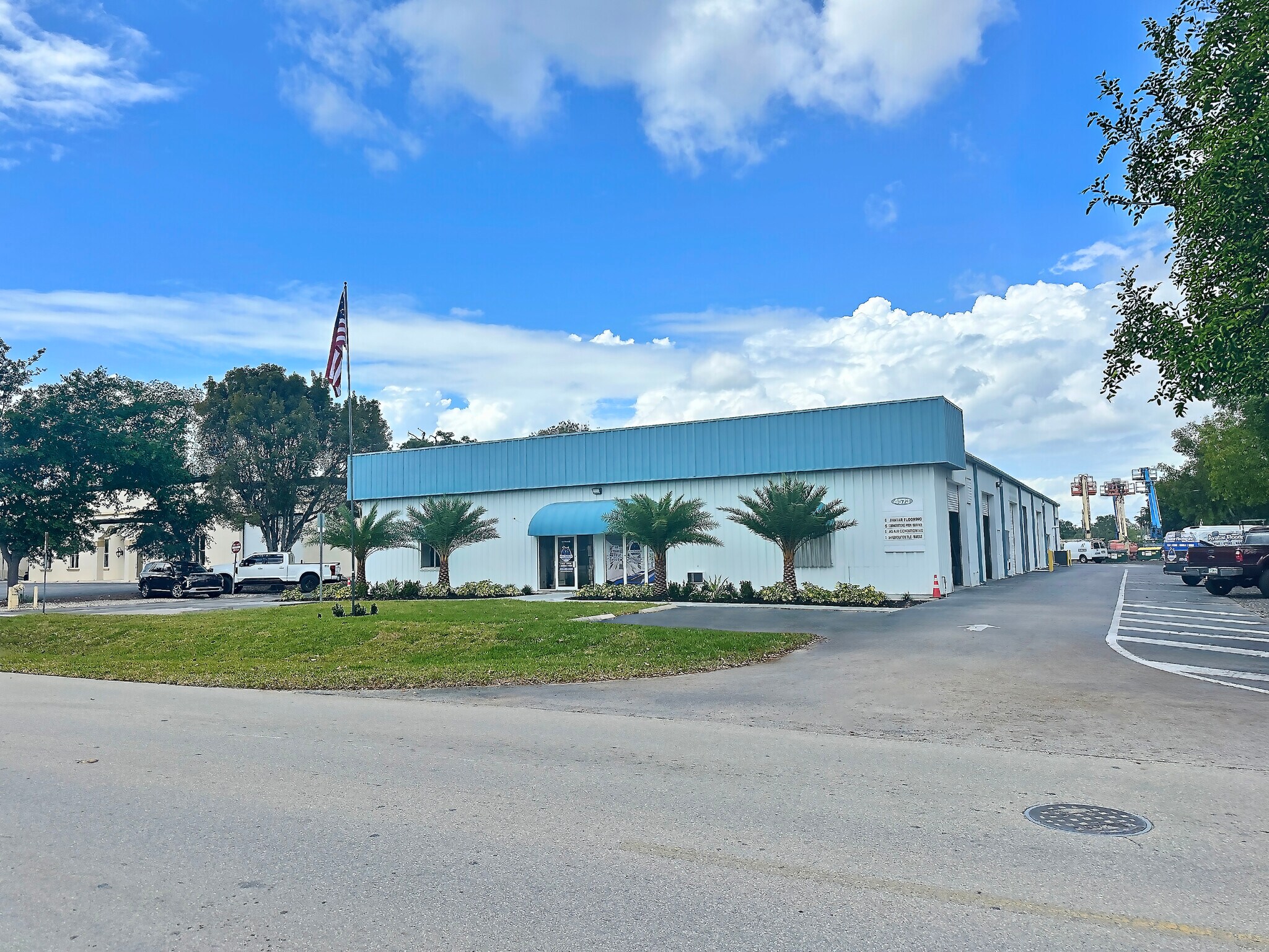 4573 Enterprise Ave, Naples, FL à vendre Photo principale– Image 1 sur 6