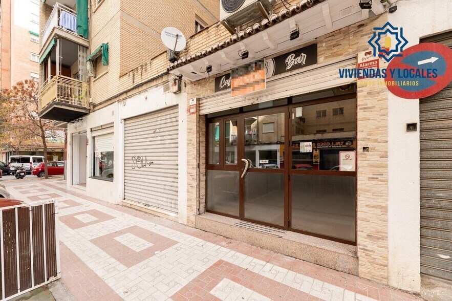 Local commercial dans Granada, Granada à vendre - Photo de l’immeuble – Image 2 sur 21