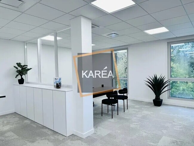Plus de détails pour Bureau à vendre