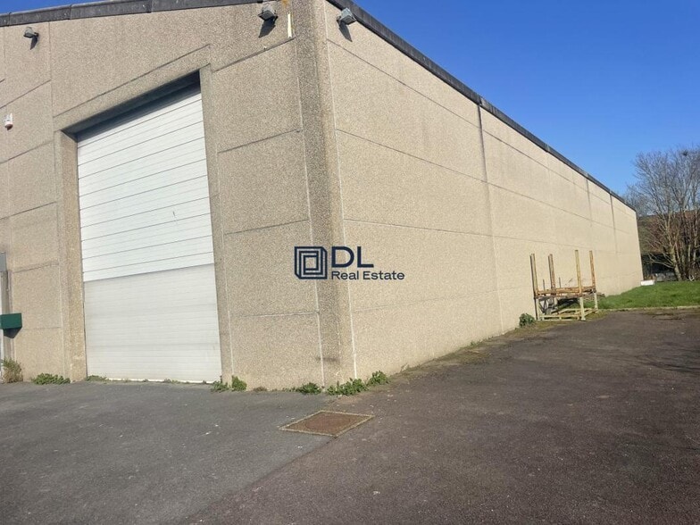 Industriel/Logistique dans Lesquin à vendre - Photo de l’immeuble – Image 3 sur 4