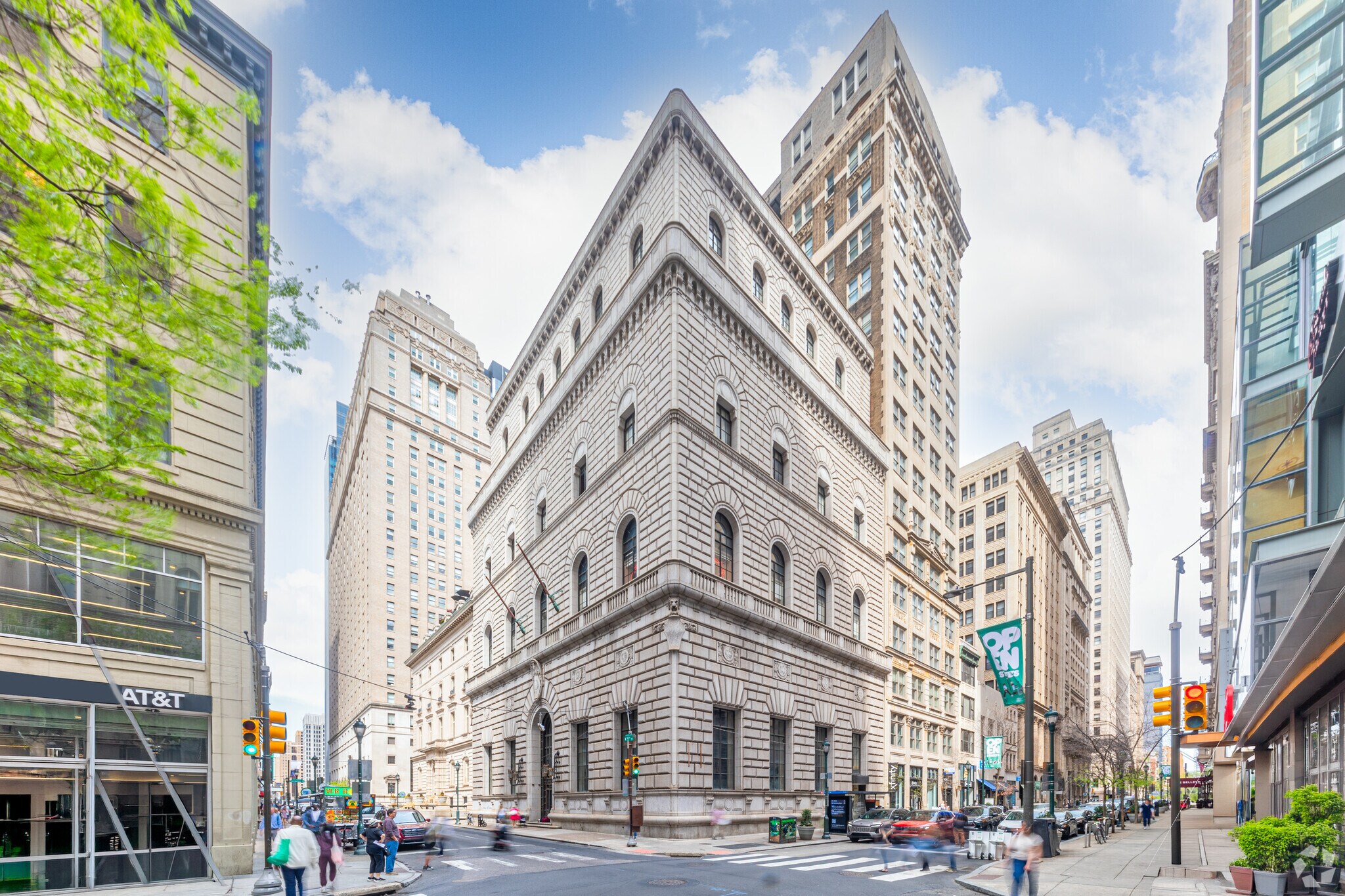 1435-1441 Walnut St, Philadelphia, PA à louer Photo principale– Image 1 sur 23