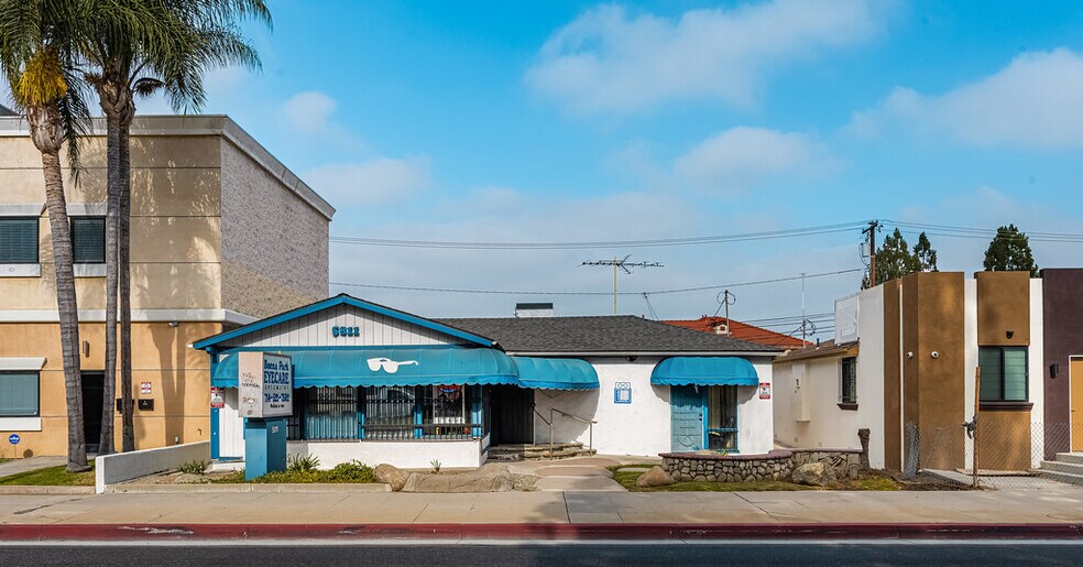 5811 Beach Blvd, Buena Park, CA à vendre - Photo de l’immeuble – Image 2 sur 20