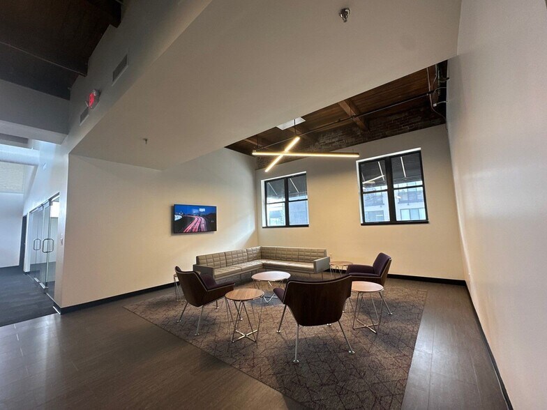 3975 - 4029 Papin St, Saint Louis, MO à louer - Photo intérieure – Image 3 sur 12