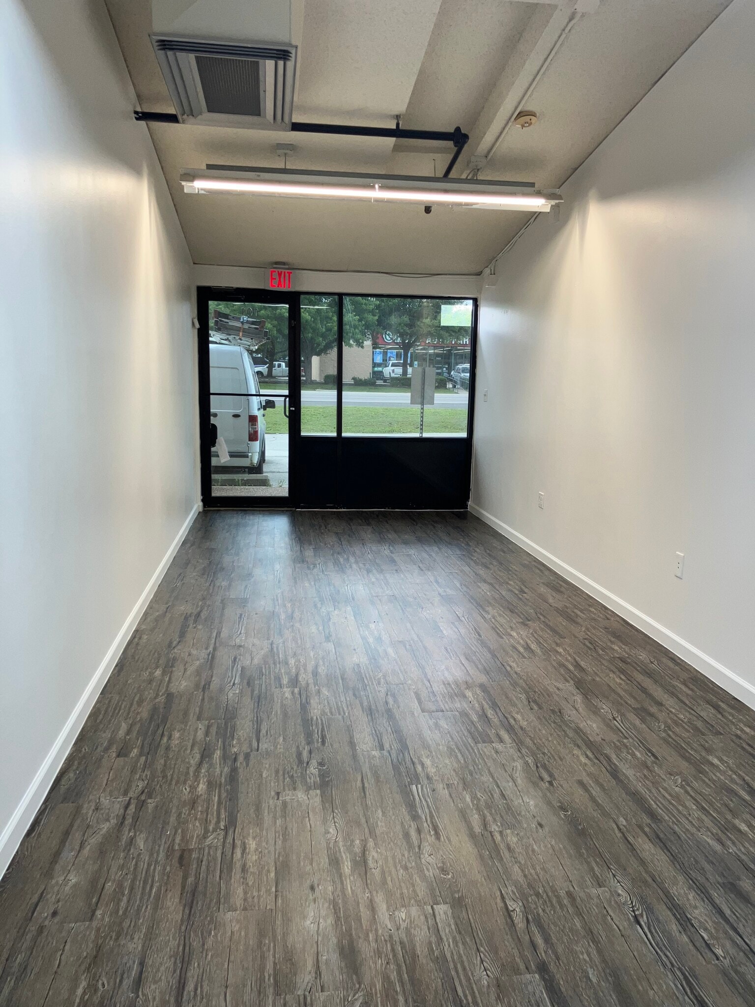 7410 Boulevard 26, Richland Hills, TX à louer Photo de l’immeuble– Image 1 sur 2