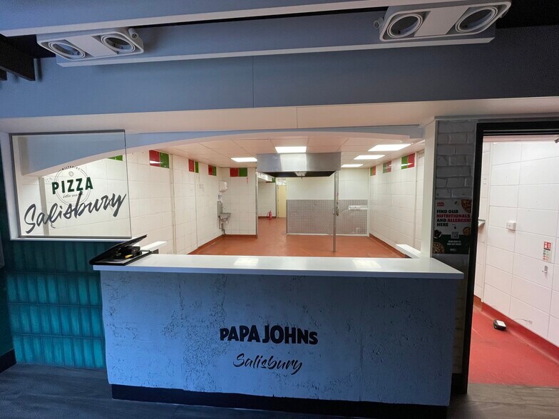 4 Endless St, Salisbury à louer - Photo de l’immeuble – Image 3 sur 4