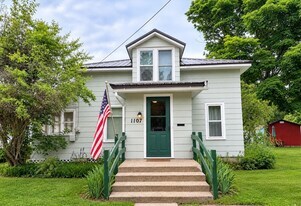 1107 Michigan Ave, Alma, MI à vendre - Photo principale – Image 1 sur 1
