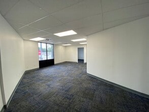 2138 Ashley Phosphate Rd, North Charleston, SC à louer Photo intérieure– Image 1 sur 7