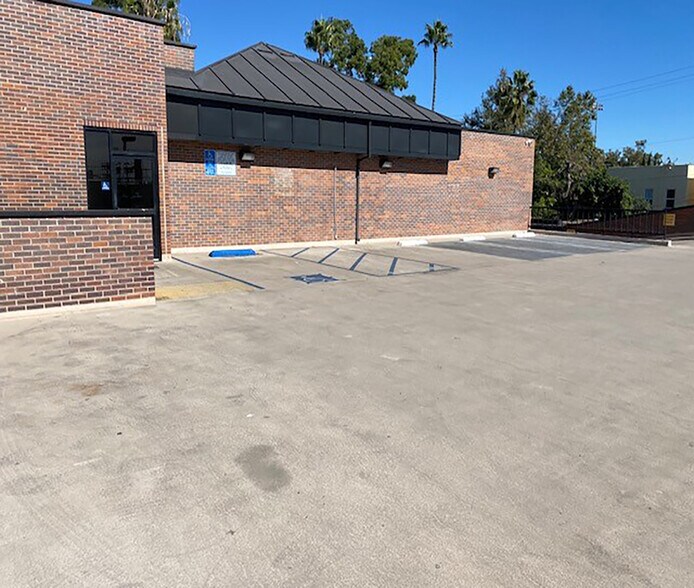 464 N Fairfax Ave, Los Angeles, CA à vendre - Photo de l’immeuble – Image 3 sur 20