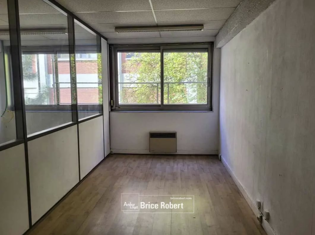 24 Avenue Joannès Masset, Lyon à louer Photo intérieure– Image 1 sur 2