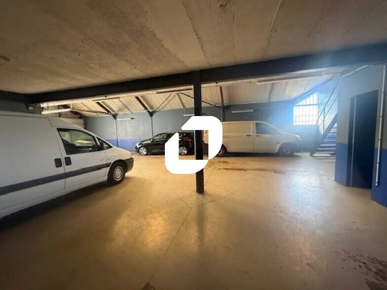 Local d’activités dans Conflans-Sainte-Honorine à louer - Photo de l’immeuble – Image 2 sur 6