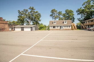 1200 Main St, Lafayette, IN à louer Photo de l’immeuble– Image 2 sur 18