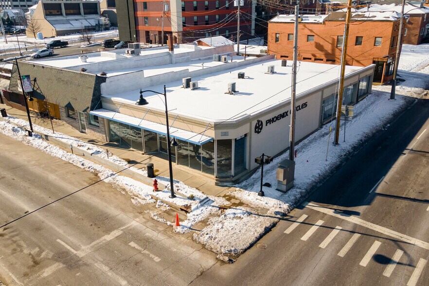 300 S Illinois Ave, Carbondale, IL à vendre - Photo de l’immeuble – Image 2 sur 35