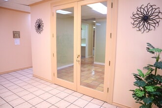 16410 Blanco Rd, San Antonio, TX à louer Photo intérieure– Image 1 sur 4