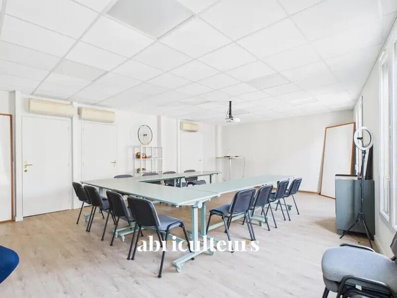 40 Rue De L'Arsenal, Bordeaux à louer - Photo de l’immeuble – Image 3 sur 10
