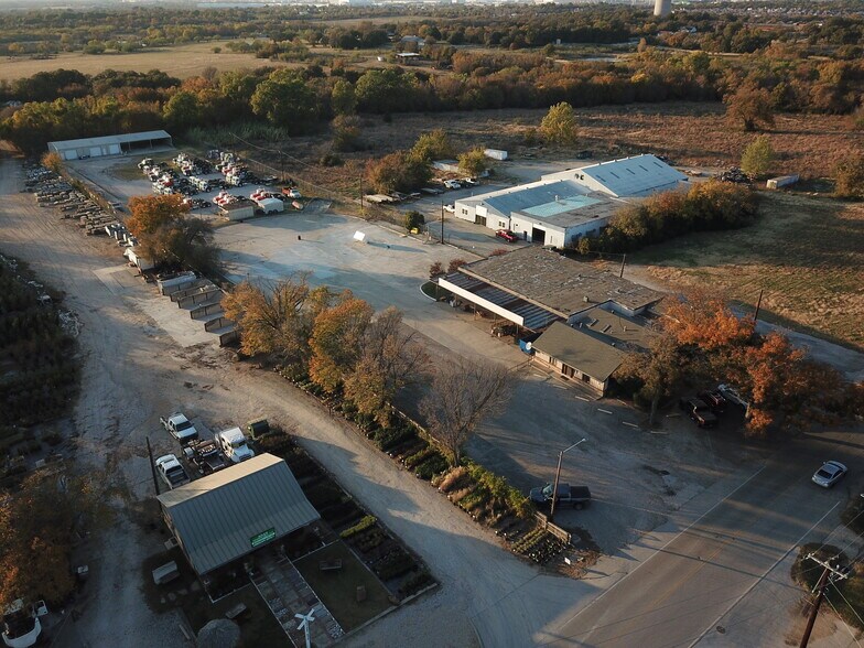 2700 James St, Denton, TX à louer - Aérien – Image 2 sur 36