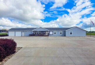 Plus de détails pour 820 42nd St W, Williston, ND - Bureau à louer