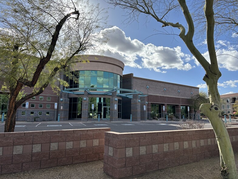 11630 N Tatum Blvd, Phoenix, AZ à louer - Photo de l’immeuble – Image 1 sur 13