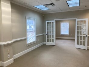 11099 Houze Rd, Roswell, GA à louer Photo intérieure– Image 1 sur 4