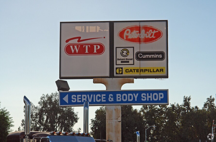 1441 Richards Blvd, Sacramento, CA à louer - Photo de l’immeuble – Image 3 sur 32