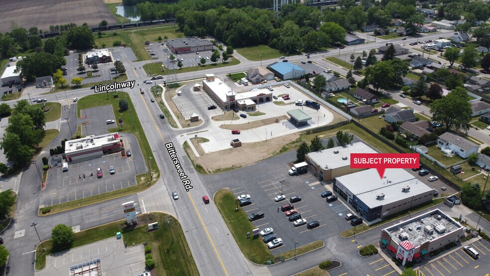 309 N Bittersweet Rd, Mishawaka, IN à louer - Photo de l’immeuble – Image 1 sur 6
