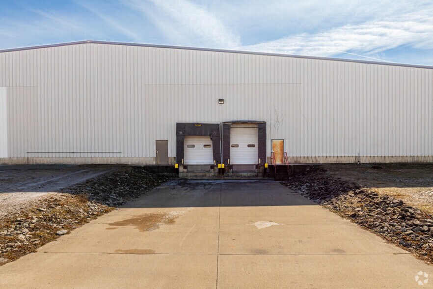 2605 Davis Rd, Kokomo, IN à louer - Photo de l’immeuble – Image 3 sur 5