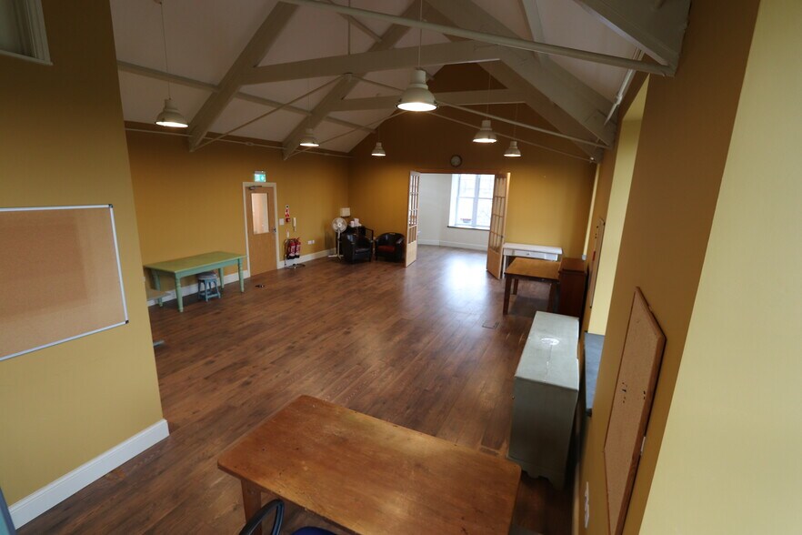 9 Western Rd, Launceston à louer - Photo de l’immeuble – Image 2 sur 5