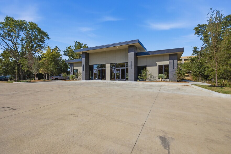 1420 W Kirkwood Blvd, Southlake, TX à louer - Photo de l’immeuble – Image 3 sur 13