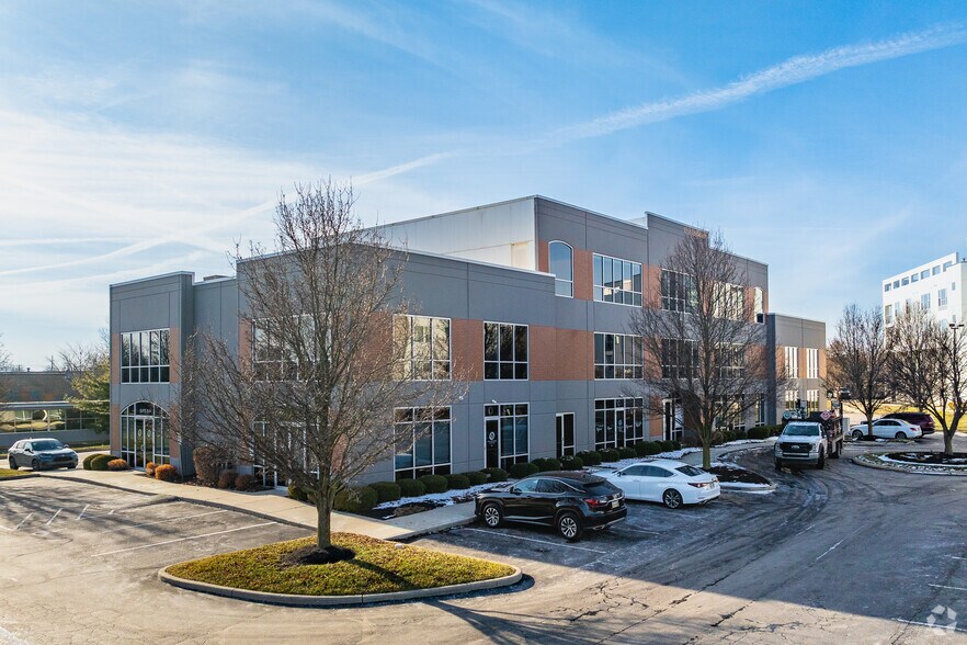9039 Antares Ave, Columbus, OH à louer - Photo de l’immeuble – Image 2 sur 6