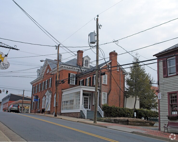 1 Loudoun St SW, Leesburg, VA à louer - Photo de l’immeuble – Image 2 sur 3