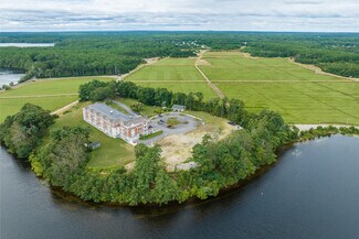 Plus de détails pour 57 Long Point Rd, Lakeville, MA - Spécialisé à vendre