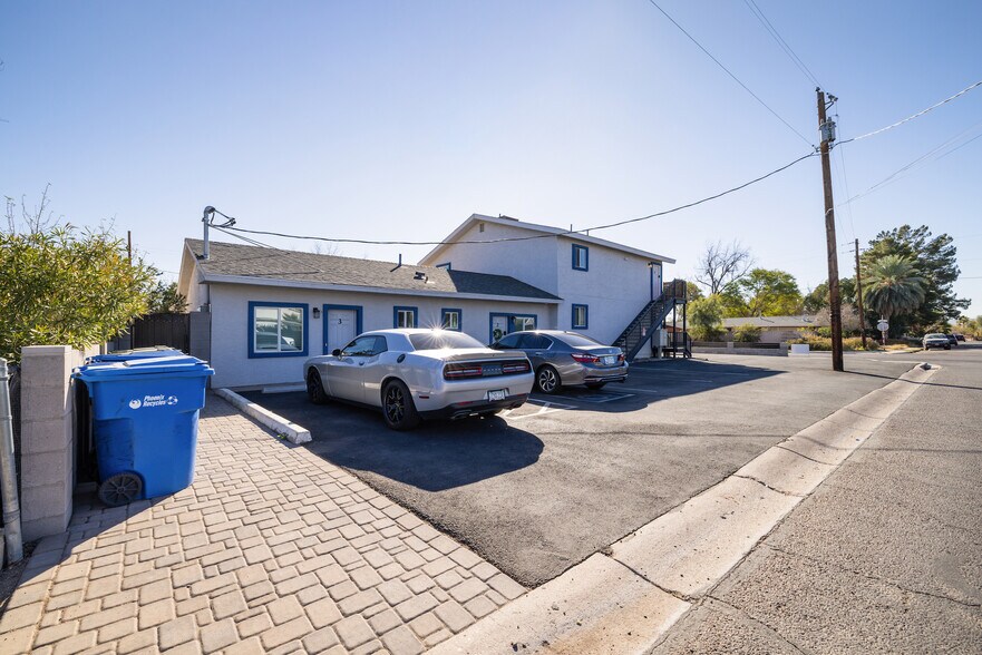 2301 N 27th St, Phoenix, AZ à vendre - Photo de l’immeuble – Image 2 sur 18