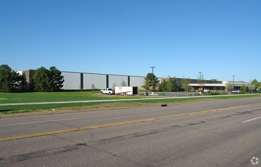 2001 W 94th St, Bloomington, MN à louer - Photo de l’immeuble – Image 3 sur 8