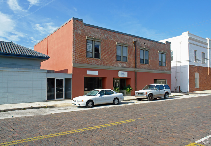 107-109 W Commercial St, Sanford, FL à louer - Photo principale – Image 1 sur 8