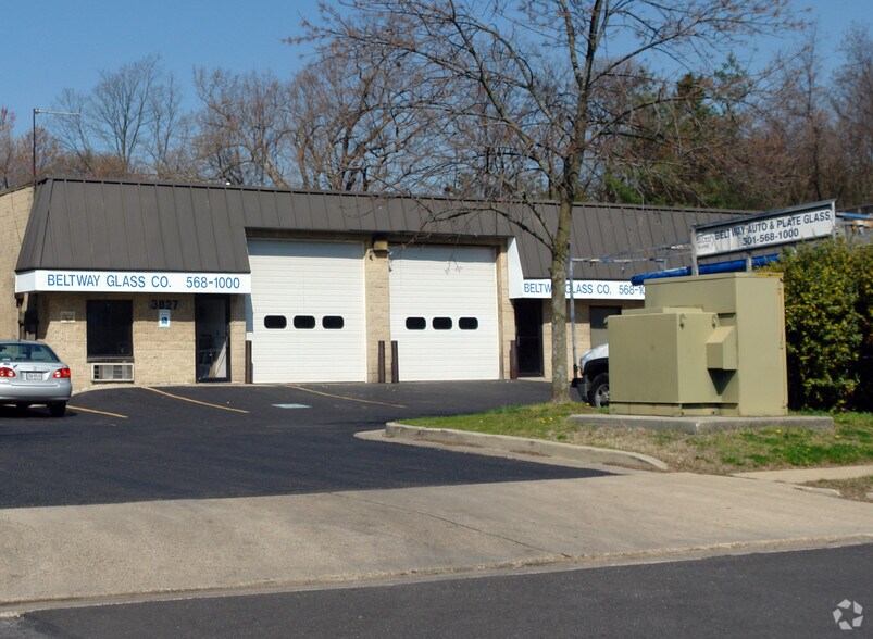 3821-3827 Penn Belt Pl, Forestville, MD à louer - Photo de l’immeuble – Image 3 sur 4