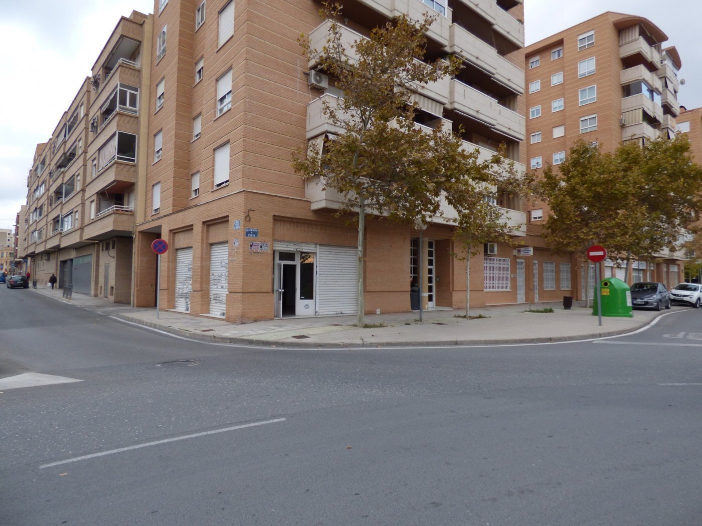 Local commercial dans Elda, Alicante à vendre Photo de l’immeuble– Image 1 sur 6