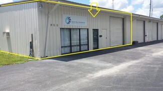 Plus de détails pour 946 13th Ln, Vero Beach, FL - Industriel/Logistique à louer