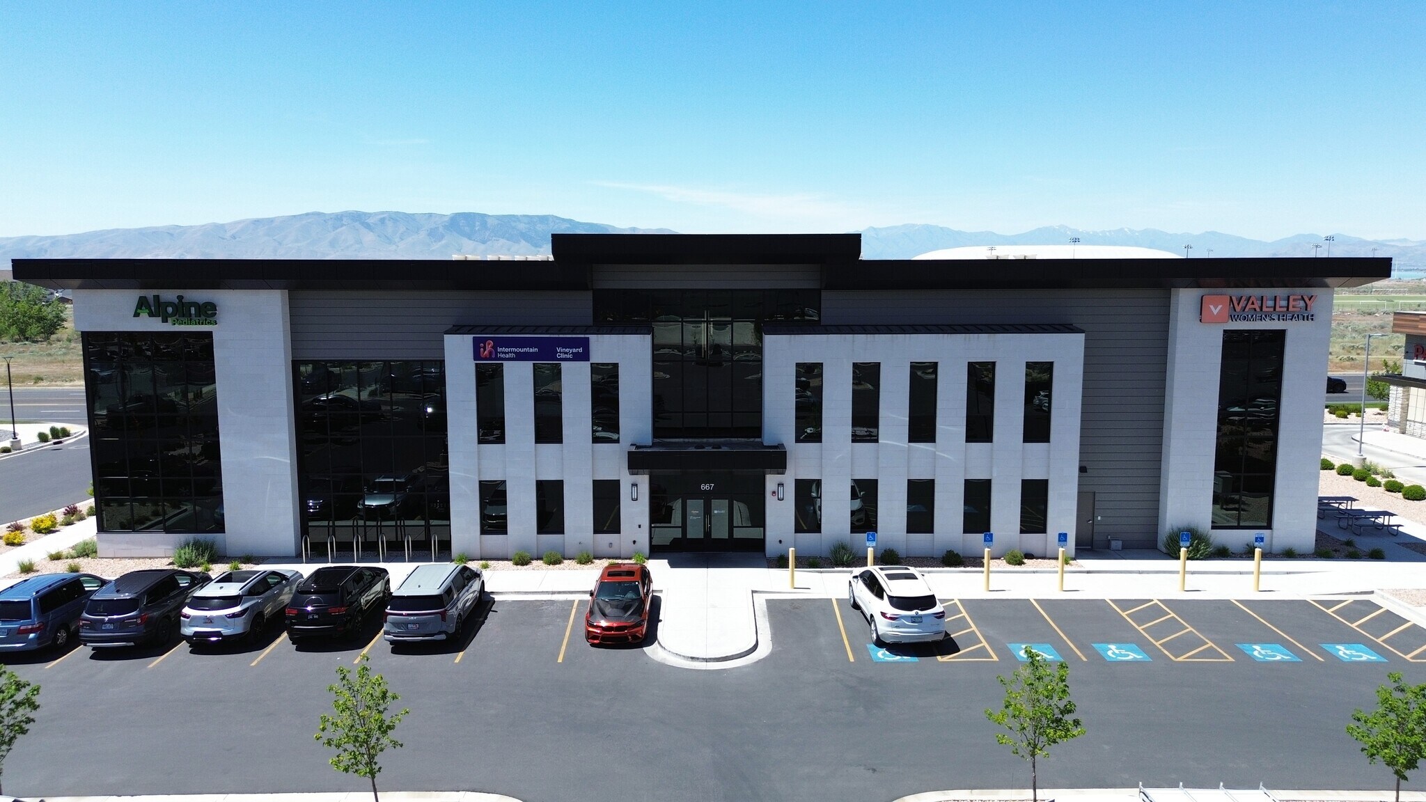 667 E 500 N, Vineyard, UT à louer Photo de l’immeuble– Image 1 sur 3