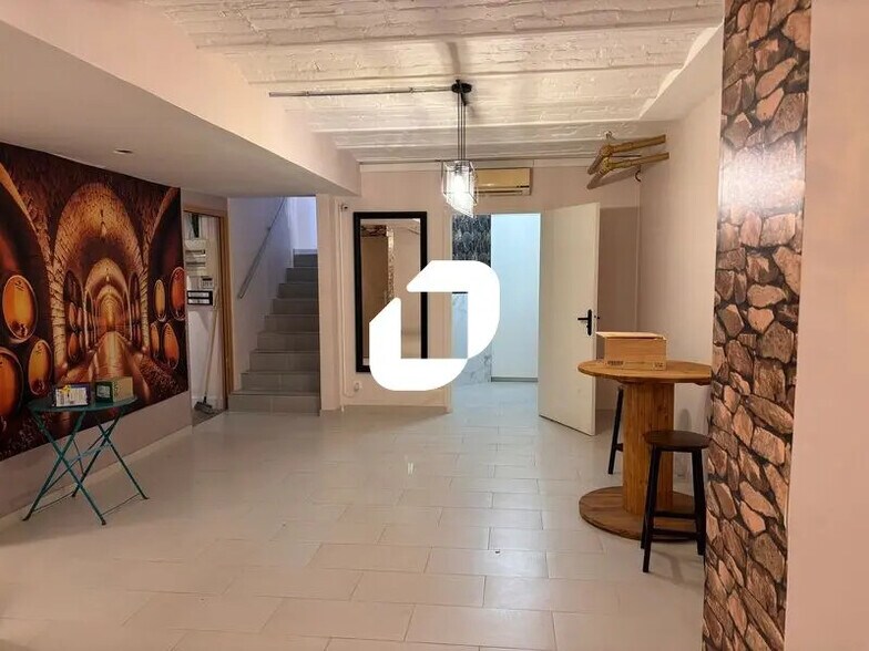 Local commercial dans Paris à louer - Photo intérieure – Image 3 sur 3