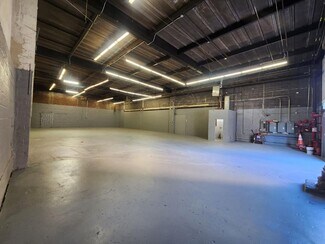 Plus de détails pour 2636 2nd St, Astoria, NY - Industriel/Logistique à louer