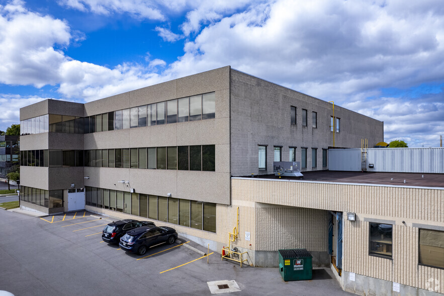 85 Scarsdale Rd, Toronto, ON à louer - Photo de l’immeuble – Image 3 sur 11
