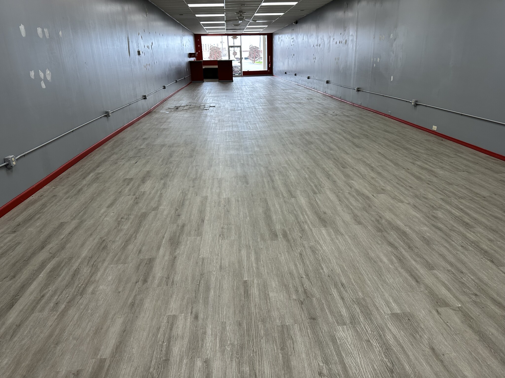 28080 Chardon Rd, Wickliffe, OH à louer Photo intérieure– Image 1 sur 3