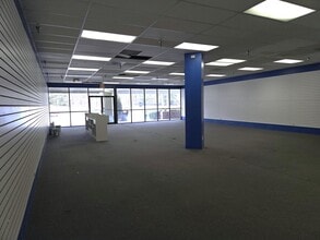 324 Towne Center Dr, Abingdon, VA à louer Photo intérieure– Image 1 sur 5